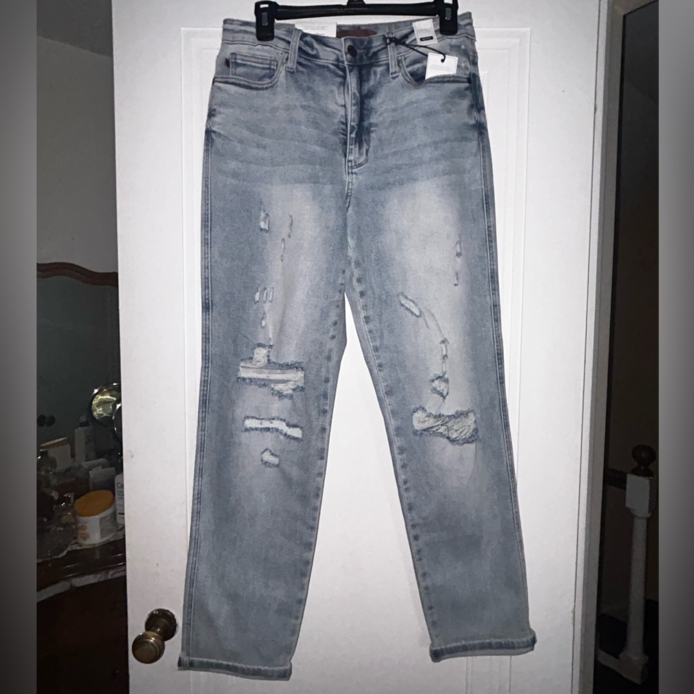 Judy Blue Light Gray Boyfriend Jeans